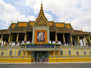 The Royal Palace -- closed for lunch!