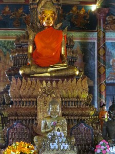 Another day, another temple -- Wat Phnom.