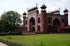 The entrance gate to the Taj