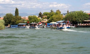 A traffic jam heading into Dalyan.