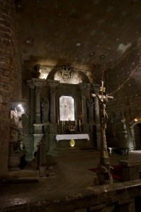 This is the grand chapel. It took 3 guys 68 years to carve. Talk about dedication! BTW, the newest addition is -- yes, you guessed it -- Pope John Paul II.