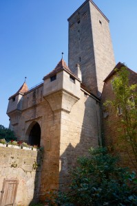 Outside the Gallows Gate (yup, that's where they were), heading into the gardens. BTW, you may see a "mask" between the two towers. If invaders tried to attack this way, they would pour poop onto them from the holes there (they couldn't afford flaming oil!).